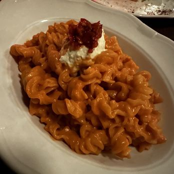 Donna's - Fusilli ala vodka - Italian Near Me - Los Angeles, California Donna's - Fusilli ala vodka - Italian Near Me - Los Angeles, California