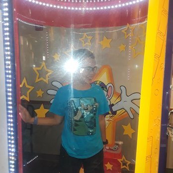 Chuck E. Cheese - Pizza Near Me - Reno, Nevada