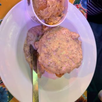 Champy’s - Fried chicken biscuits and hash-browns - American Near Me - Smyrna, Tennessee Champy’s - Fried chicken biscuits and hash-browns - American Near Me - Smyrna, Tennessee