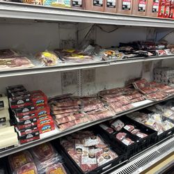Pratt's Country Store - Meats!