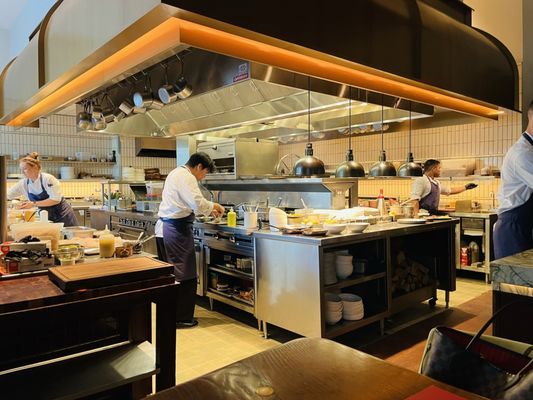 Mara Restaurant and Bar by null
