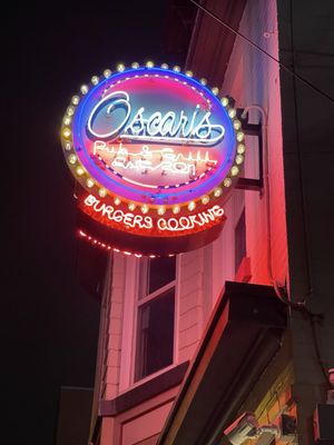 Oscar's Pub & Grill by null