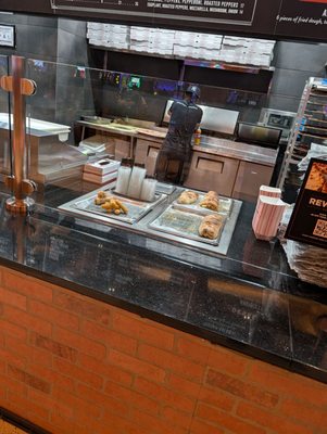 Side Piece Pizza by null