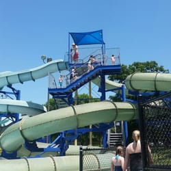 Mason City Aquatic Center - Fun swimming tubes and slides