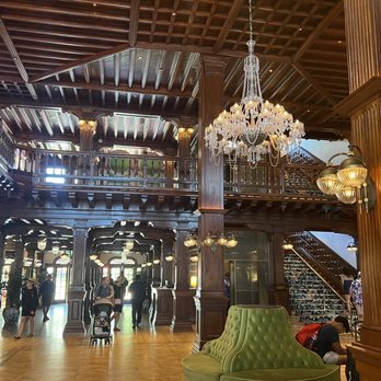 Hotel del Coronado, Curio Collection by Hilton - Grand entrance - Coronado, CA