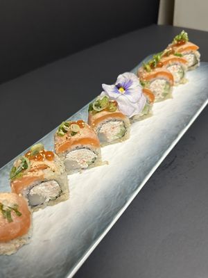 Hinata Sushi by null