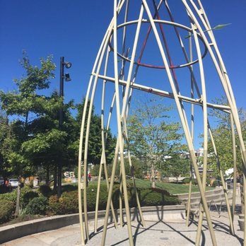 Town Square Park - Parks Near Me - Burien, Washington