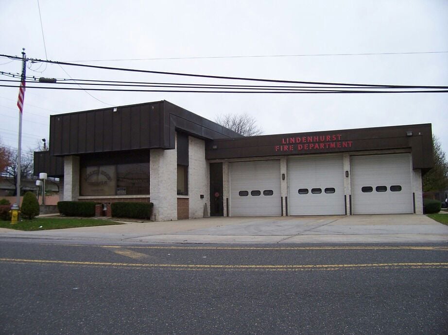 DELAWARE FIRE HOUSE 100 S Delaware Ave, Lindenhurst, New York