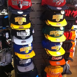 Zumiez