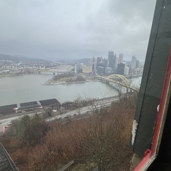Duquesne Incline - Landmarks & Historical Buildings Near Me - Pittsburgh, Pennsylvania