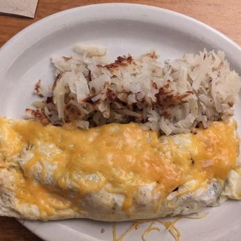 Western Cafe - Omelet and potatoes at Western Cafe, Bozeman - Breakfast & Brunch Near Me - Bozeman, Montana Western Cafe - Omelet and potatoes at Western Cafe, Bozeman - Breakfast & Brunch Near Me - Bozeman, Montana