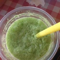 La Fonda del Queso - Limonada con albahaca.