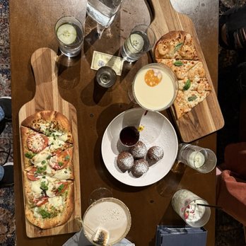 Crave Dessert Bar - amazing flatbreads, dessert cocktails and donuts - Bars Near Me - Asheville, North Carolina Crave Dessert Bar - amazing flatbreads, dessert cocktails and donuts - Bars Near Me - Asheville, North Carolina