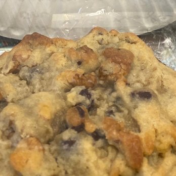 Susans Kitchen - Chocolate Chip Cookies- Levain Bakery Style! - Wraps Near Me - Great Neck Plaza, New York Susans Kitchen - Chocolate Chip Cookies- Levain Bakery Style! - Wraps Near Me - Great Neck Plaza, New York