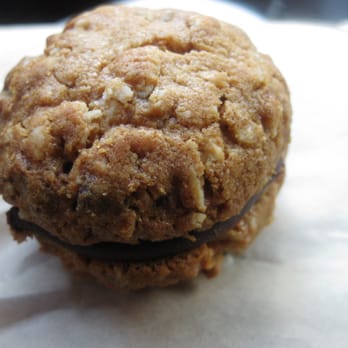 Dahlia Bakery - Bakeries Near Me - Seattle, Washington