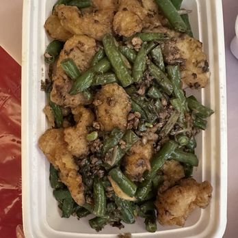 Good Luck Kitchen 粤唯鮮 - Fish with string beans - Cantonese Near Me - Flushing, New York Good Luck Kitchen 粤唯鮮 - Fish with string beans - Cantonese Near Me - Flushing, New York
