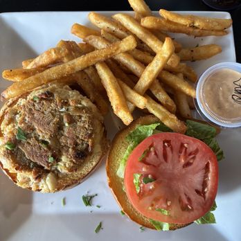 George Restaurant - Crab Cake Sandwich & Fries - Desserts Near Me - Hampton, Virginia George Restaurant - Crab Cake Sandwich & Fries - Desserts Near Me - Hampton, Virginia