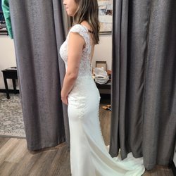 Precision Alterations - The prefect fit for that special day! Wedding Dress, bridesmaid Dress, Suits and kids attire.
