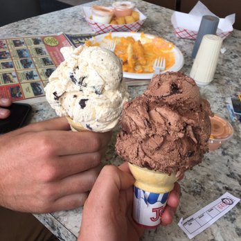 Phil's Frosty - Ice cream - Burgers Near Me - Shady Cove, Oregon Phil's Frosty - Ice cream - Burgers Near Me - Shady Cove, Oregon