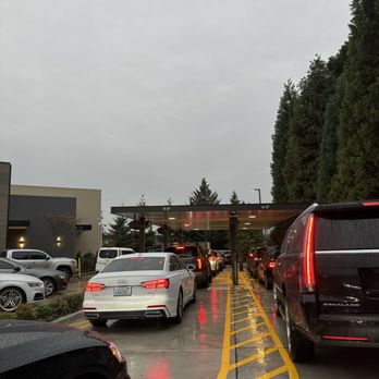 Chick-fil-A - Drive Thru Lines - Fast Food Near Me - Bellevue, Washington