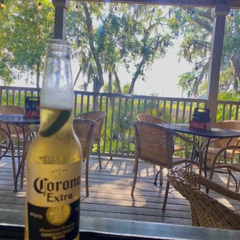 Captain Jacks Smokehouse - Dinner with a view - Barbeque Near Me - Fernandina Beach, Florida