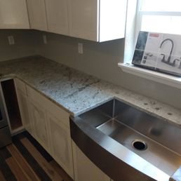 Colonial White granite countertops! Absolutely love! Colonial White granite countertops! Absolutely love!