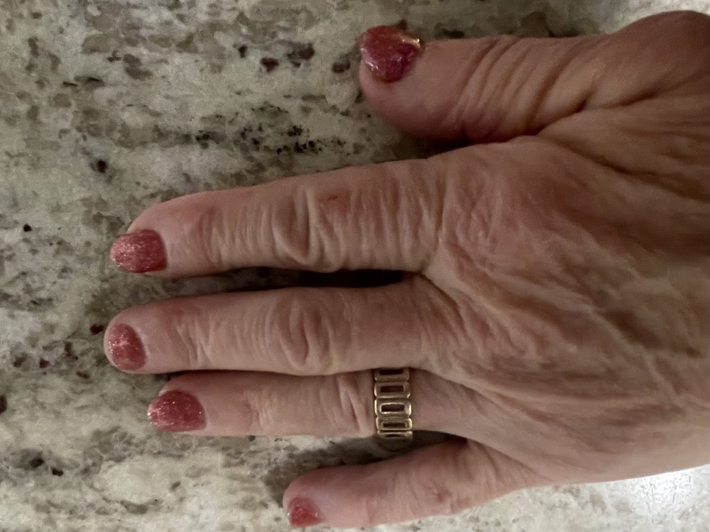 4 U NAILS Updated September 2024 13 Photos & 56 Reviews 714 N Ave