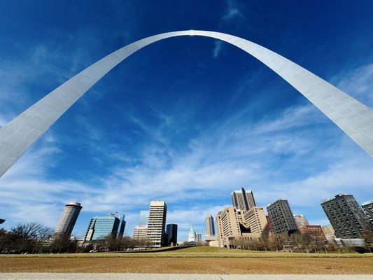 The Gateway Arch by null