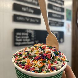 Lazy Bear Creamery - Mint Oreo & Chocolate M&M with rainbow sprinkles