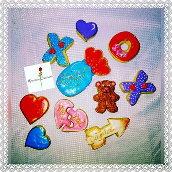 Mirrarose Creations - Valentine's Day Cookies - Cupcakes Near Me Mirrarose Creations - Valentine's Day Cookies - Cupcakes Near Me