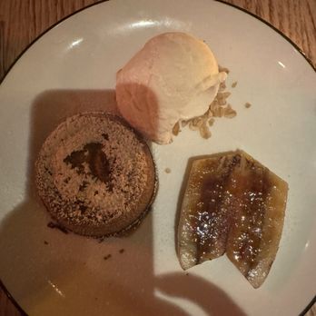 Negroni Doral - Banana cake with banana ice cream - Sushi Bars Near Me - Doral, Florida Negroni Doral - Banana cake with banana ice cream - Sushi Bars Near Me - Doral, Florida