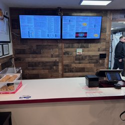 Pizza Perfectta - Interior Shot.