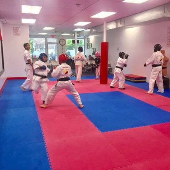 Emmanuel Borbon Karate-Do - Our dojo sparring day - Karate Near Me - Groton, Connecticut Emmanuel Borbon Karate-Do - Our dojo sparring day - Karate Near Me - Groton, Connecticut