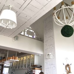 White Marlin Restaurant & Lounge