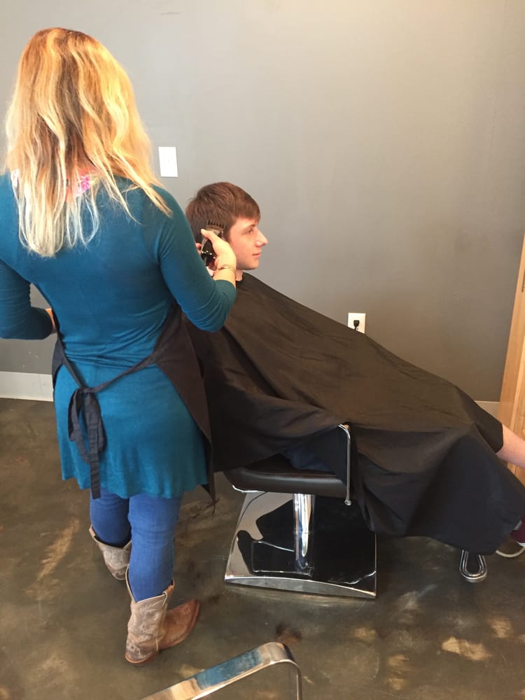 FIX SALON & AESTHETICS 15 Reviews Hair Salons 475 Ellicott St