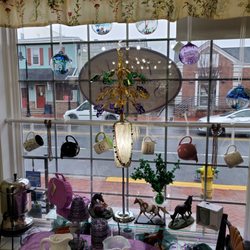 Purple Sage Teas, Herbs and Gifts