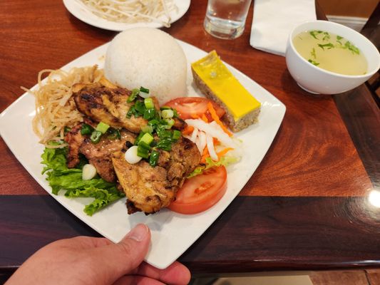 Com Tam Thanh by null