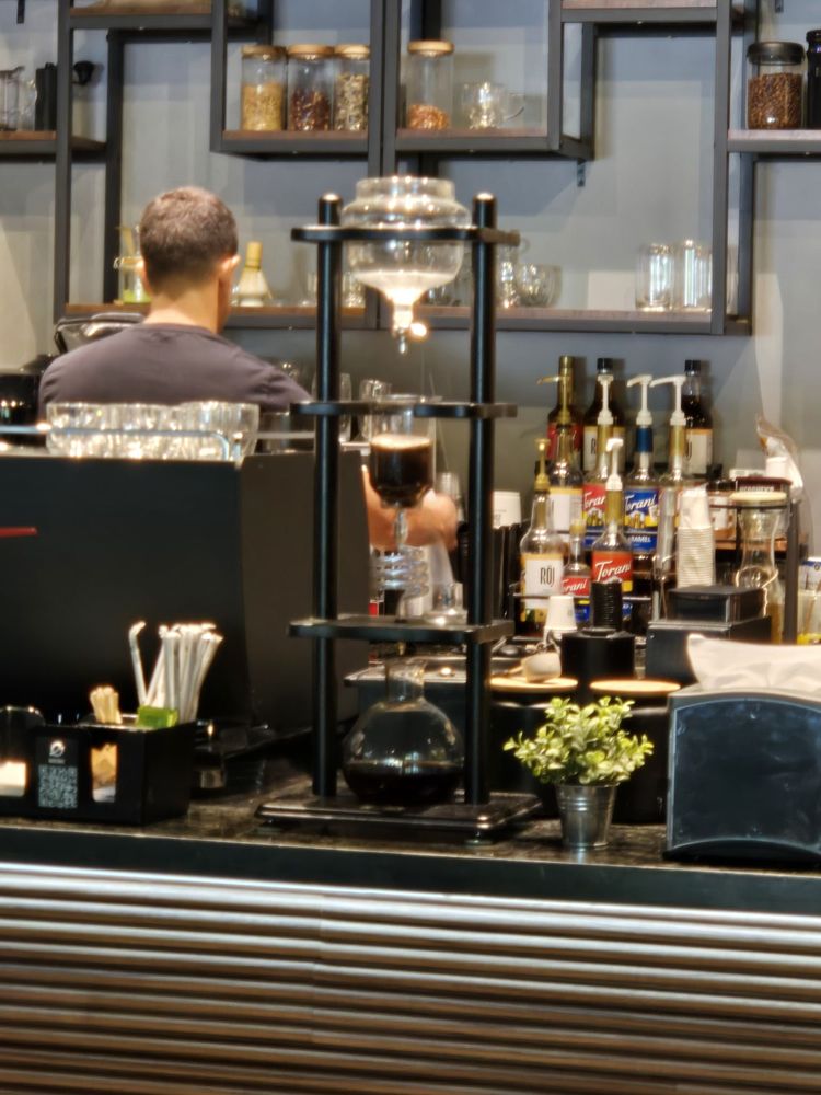 Equilibrio Coffee House Image