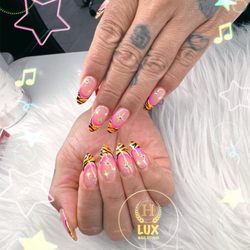 Lux Nail Studio