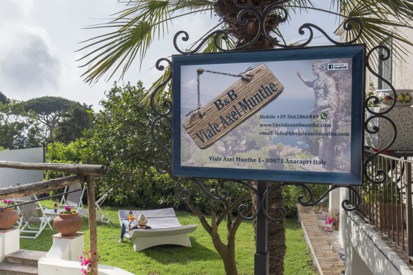 B & B Viale Axel Munthe by null