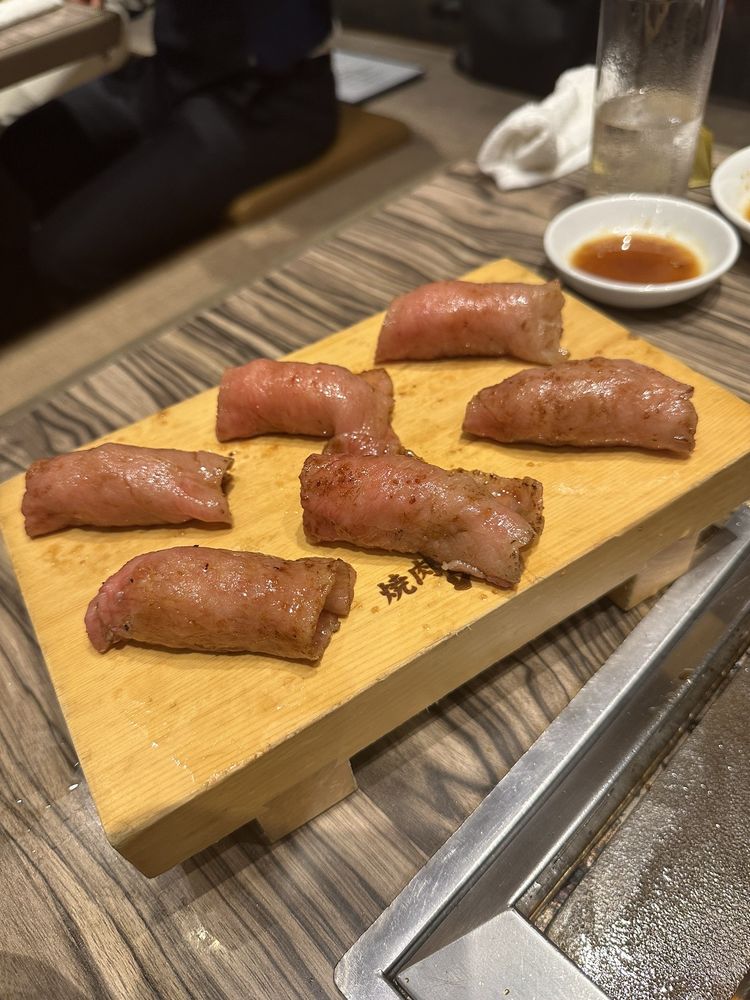 Yakiniku Jambo Hongō