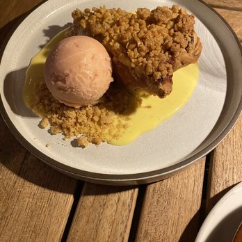 The Dutch - Strawberry desert - American Near Me - New York, New York