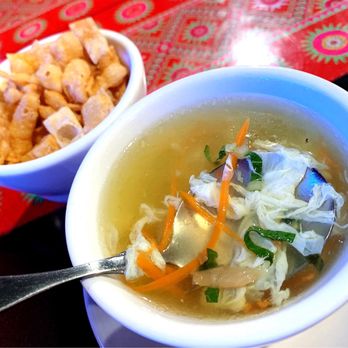 Kue's Cafe - Complimentary egg drop soup with crispy fried wonton - Chinese Near Me - Dunedin, Florida