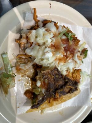 Pupuseria & Restaurant "El Cuscatleco" by null