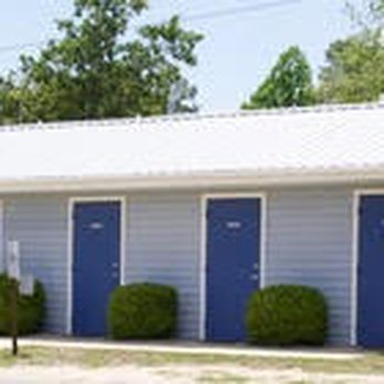Sunset King Lake RV Resort - Bathhouse - Playgrounds Near Me - Defuniak Spgs, Florida Sunset King Lake RV Resort - Bathhouse - Playgrounds Near Me - Defuniak Spgs, Florida