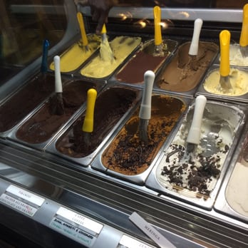 Gelateria del Teatro - Amazing gelato! - Ice Cream & Frozen Yogurt Near Me - Rome, RM Gelateria del Teatro - Amazing gelato! - Ice Cream & Frozen Yogurt Near Me - Rome, RM
