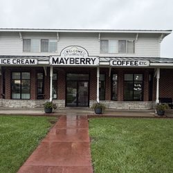 Mayberry Ice Cream - Out front
