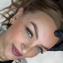 Inklined Aesthetics - Brow lamination and tinting