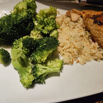 LongHorn Steakhouse - 7oz salmon, rice, and steamed broccoli - Steakhouses Near Me - Oswego, Illinois