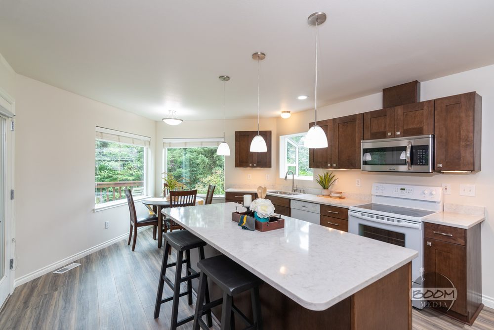 AMY MACKEY EXP REALTY Updated August 2024 Contact Agent 17